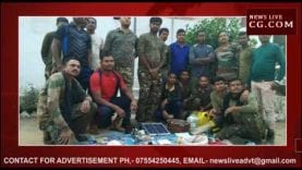 जंगल में पुलिस और नक्सलीयों की मुठभेड़