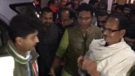 कमलनाथ की पीठ पीछे ये क्या हो रहा है?