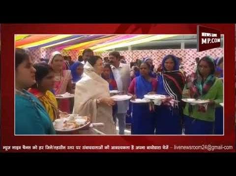 इंदौर के नंबर वन की हैट्रिक की खुशी में महिलाओं ने किया ऐसा डांस