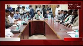 दिल्ली में सिंधिया और कमलनाथ की अलग-अलग सक्रियता के क्या मायने?