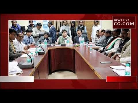 दिल्ली में सिंधिया और कमलनाथ की अलग-अलग सक्रियता के क्या मायने?