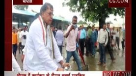 जब जनसंपर्क मंत्री ने चलाई साइकिल