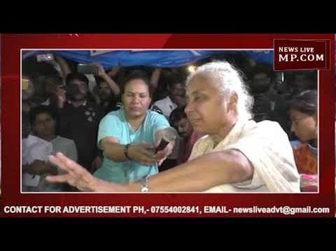 साधौ पहुंचीं मेधा पाटकर को मनाने, सीएम से करवाई बात