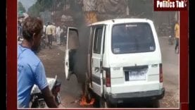 सनावद में खड़ी मारुती वैन में लगी आग