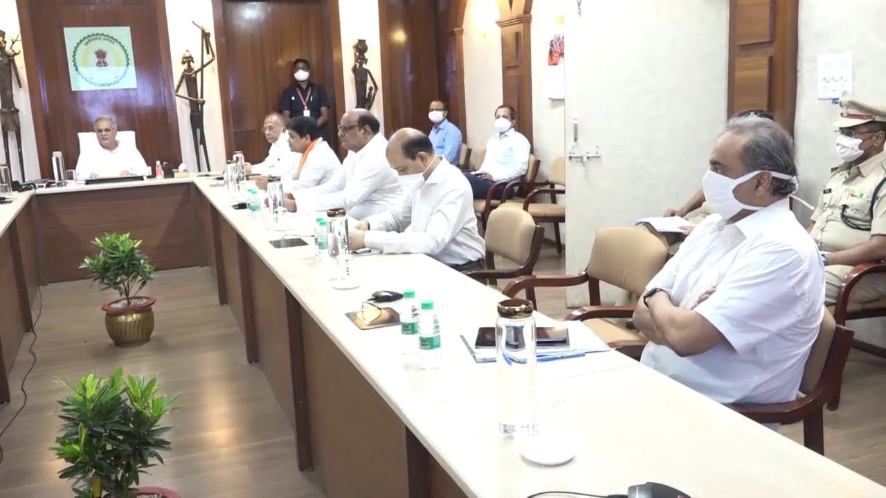 छत्तीसगढ़ के मुख्यमंत्री भूपेश बघेल ने की गोधन न्याय योजना की शुरूआत